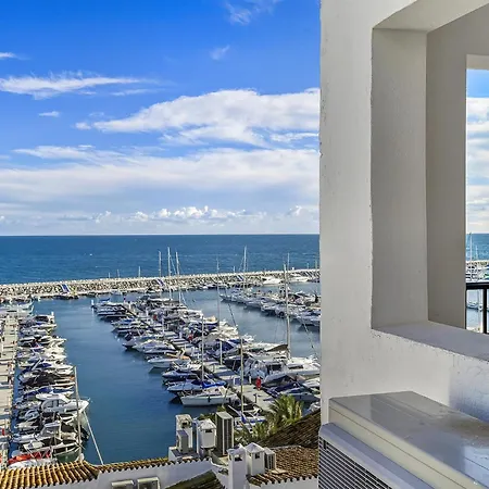 Puerto Banus Penthouse With Panoramic Sea Views 公寓 *