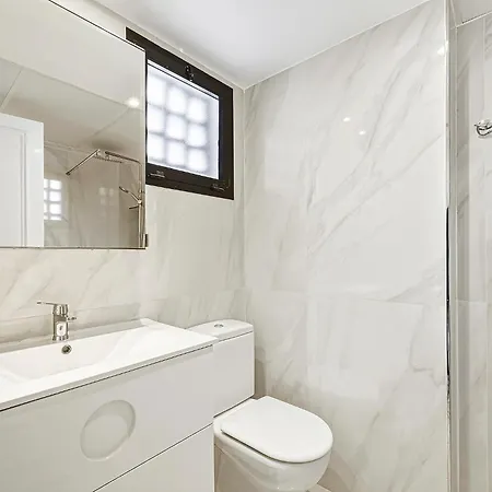 Puerto Banus Penthouse With Panoramic Sea Views * 马尔韦利亚