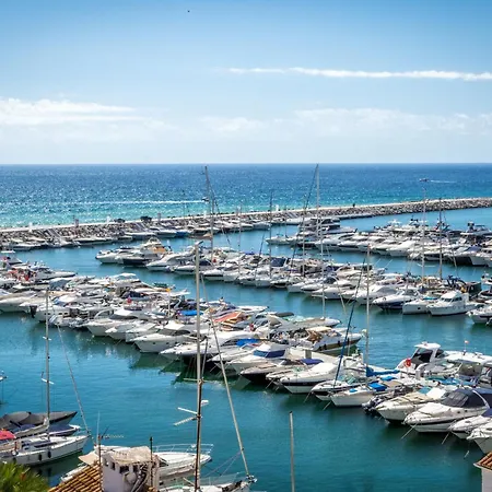 Puerto Banus Penthouse With Panoramic Sea Views