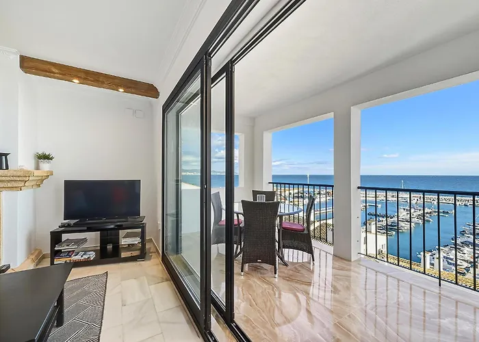 Puerto Banus Penthouse With Panoramic Sea Views Marbella
