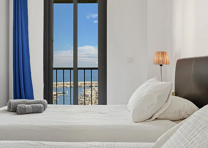 Puerto Banus Penthouse With Panoramic Sea Views Marbella