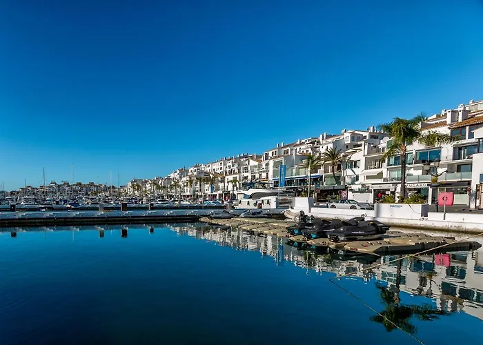 Puerto Banus Penthouse With Panoramic Sea Views *